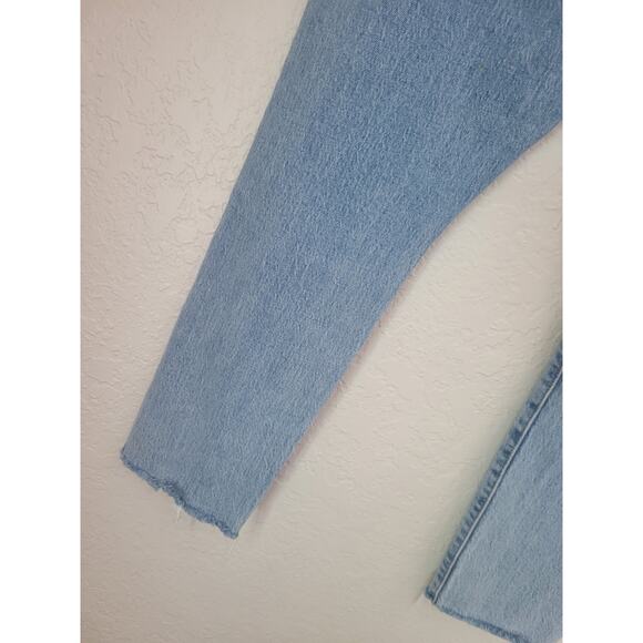 Levi's 501 Womens Tapered Jeans Size 32 x 28 Button Fly Pockets High Rise Rigid - Picture 9 of 13